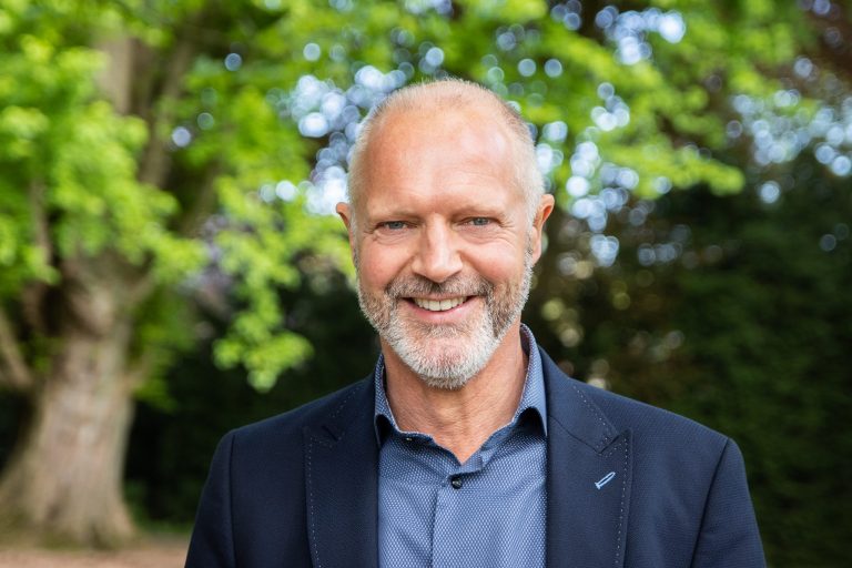 SAMEN SNELLER GROEIEN – JOS VAN DEN BERG