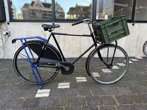 Boeijenfiets (Zwarte Herenfiets met Blauwe Achterkant)